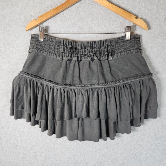 Free People Frost Bite Mini Skirt Layerd Ruffle Womens Size 8 Gray Y2k Style - Picture 3 of 13